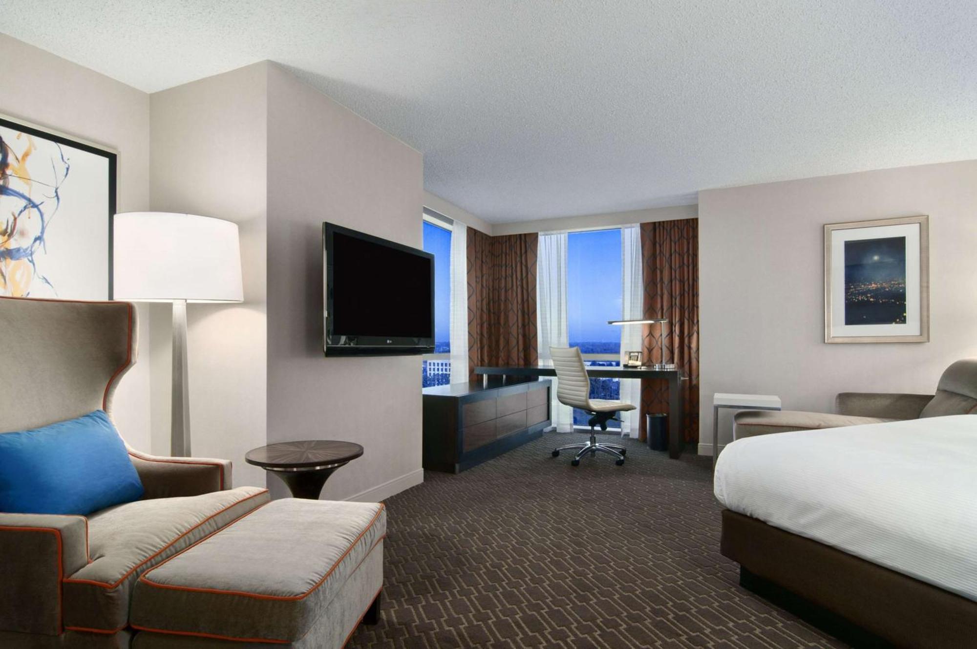 King Mini Suite,1557827278:JPEG